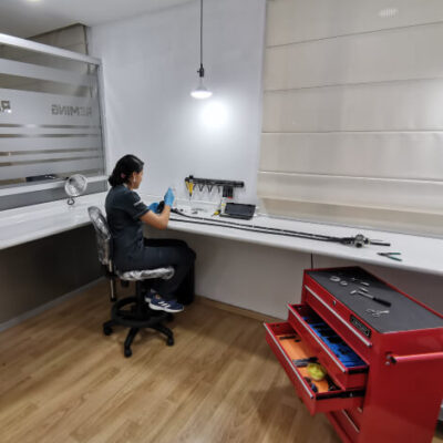 REMING-REPARACION-SERVICIO-TECNICO-DE-EQUIPO-MEDICO-INGENIERIA-QUITO-NOSOTROS-3